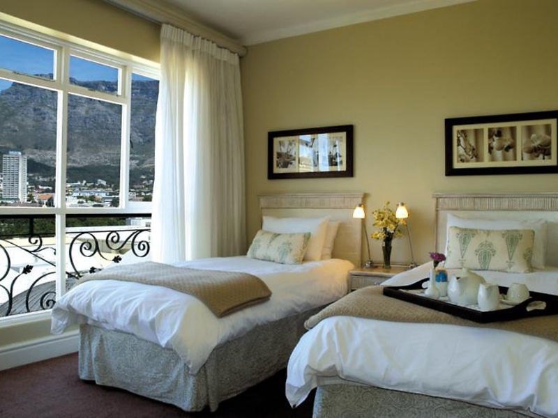 Cape Town Hollow