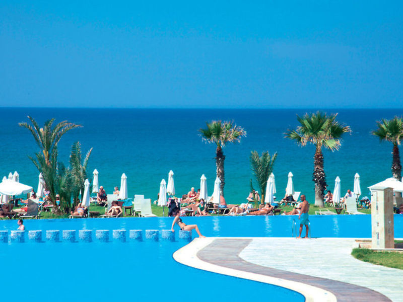 Capital Coast Resort & SPA