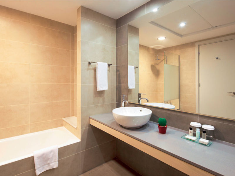 Capital Coast Resort & SPA