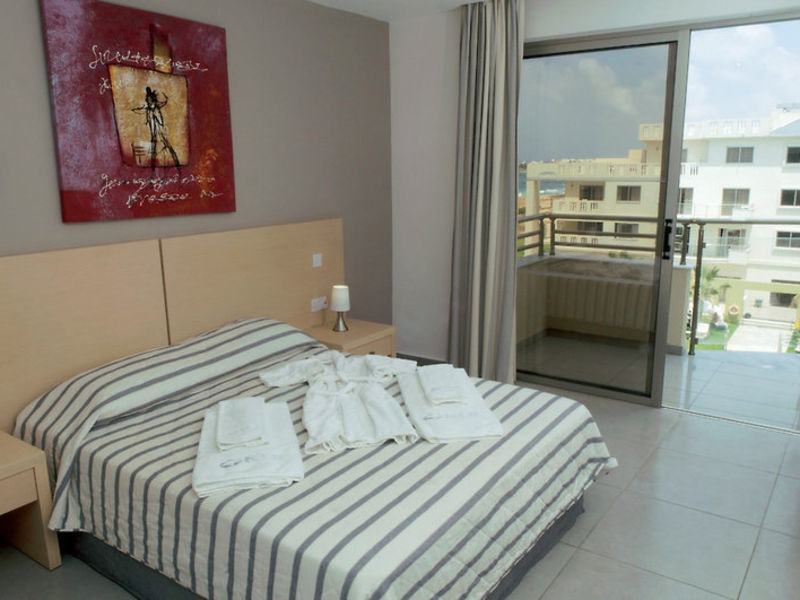 Capital Coast Resort & SPA