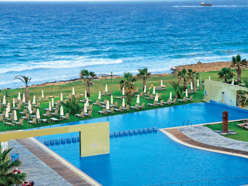 Capital Coast Resort & SPA