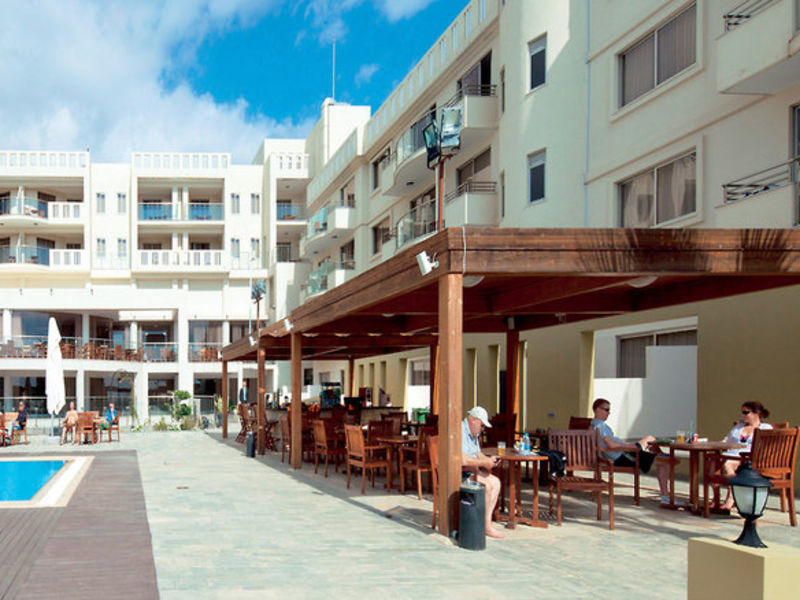 Capital Coast Resort & SPA