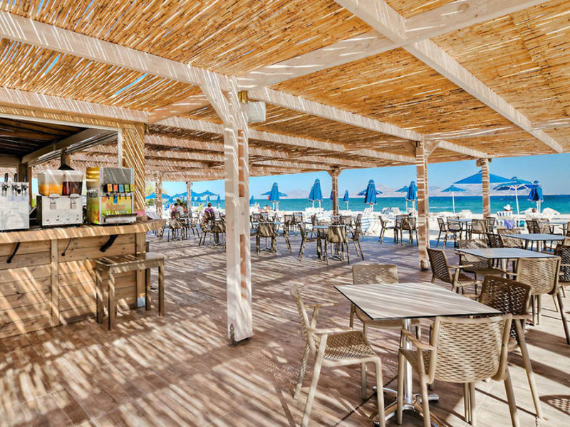 Caravia Beach, Typ BU