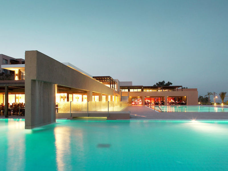 Carda Beach Hotel
