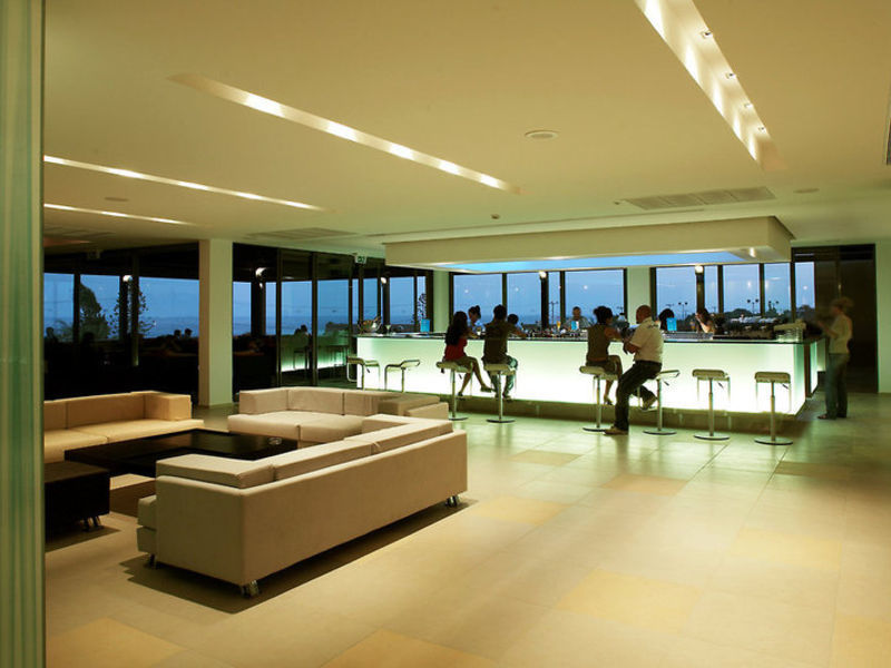 Carda Beach Hotel