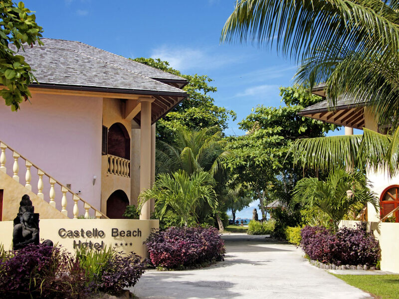 Castello Beach Hotel