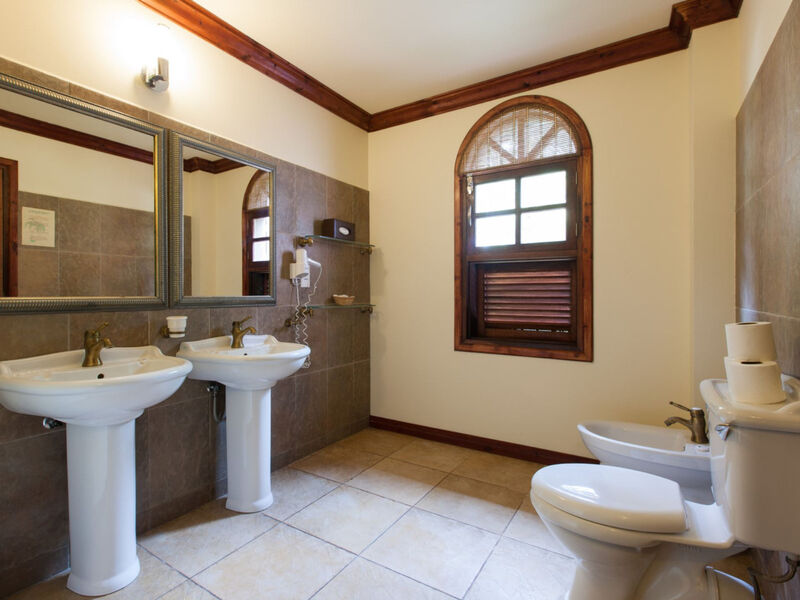 Castello Beach Hotel