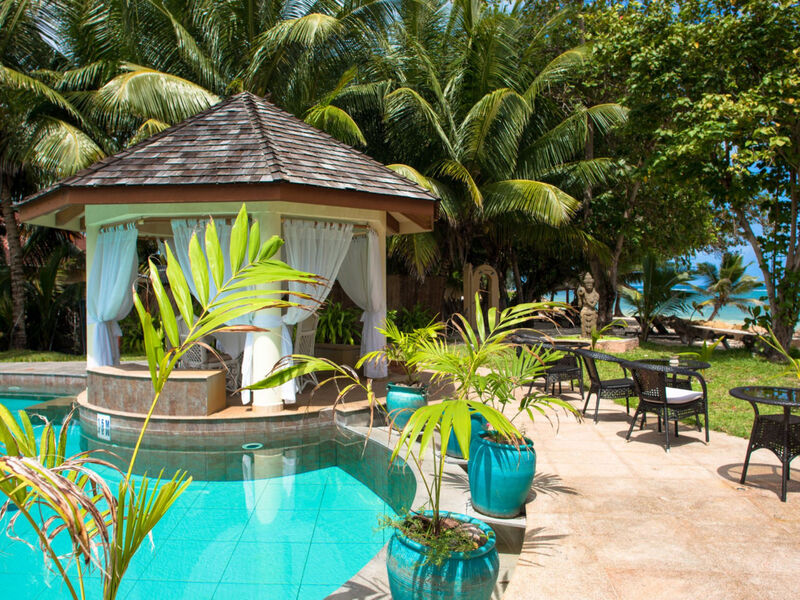 Castello Beach Hotel