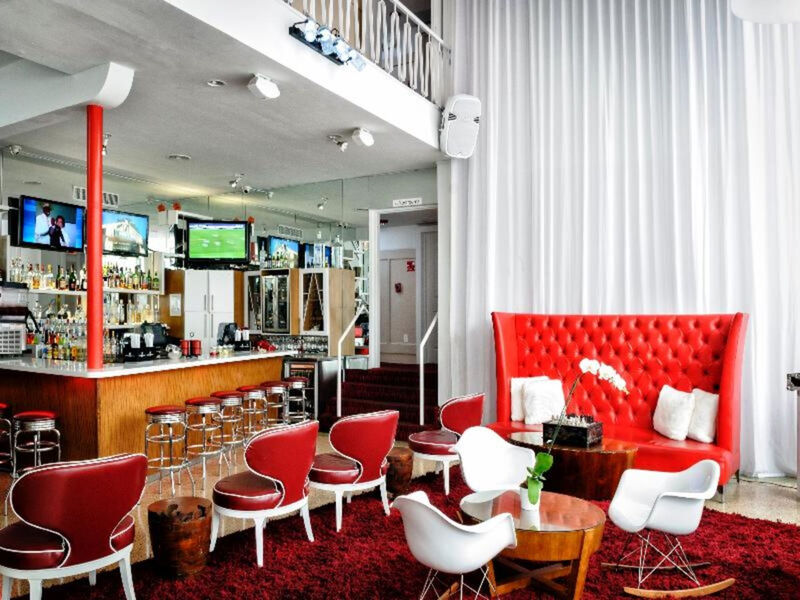 Catalina Hotel