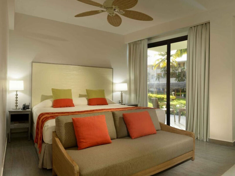 Catalonia Bavaro Beach Golf &Amp; Casino Resort