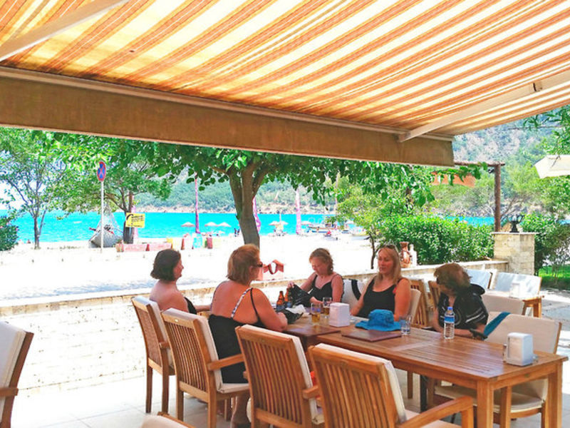 Ceneviz Hotel