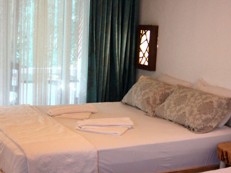 Ceneviz Hotel