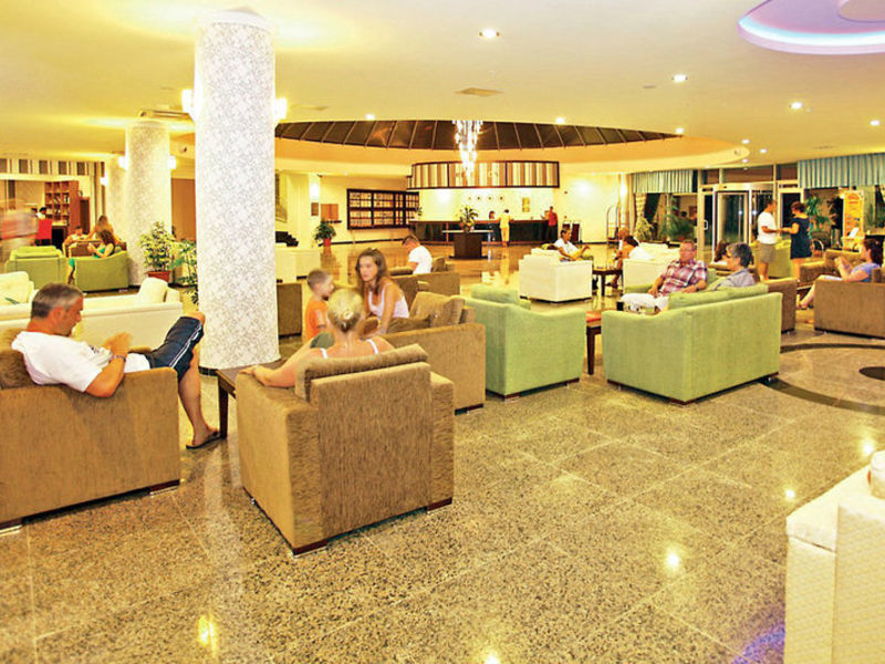 Cenger Beach Resort & Spa