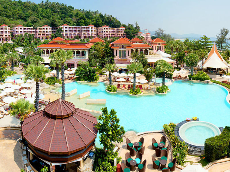 Centara Grand Beach Resort