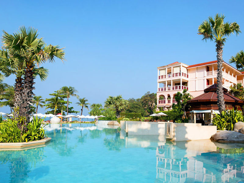 Centara Grand Beach Resort