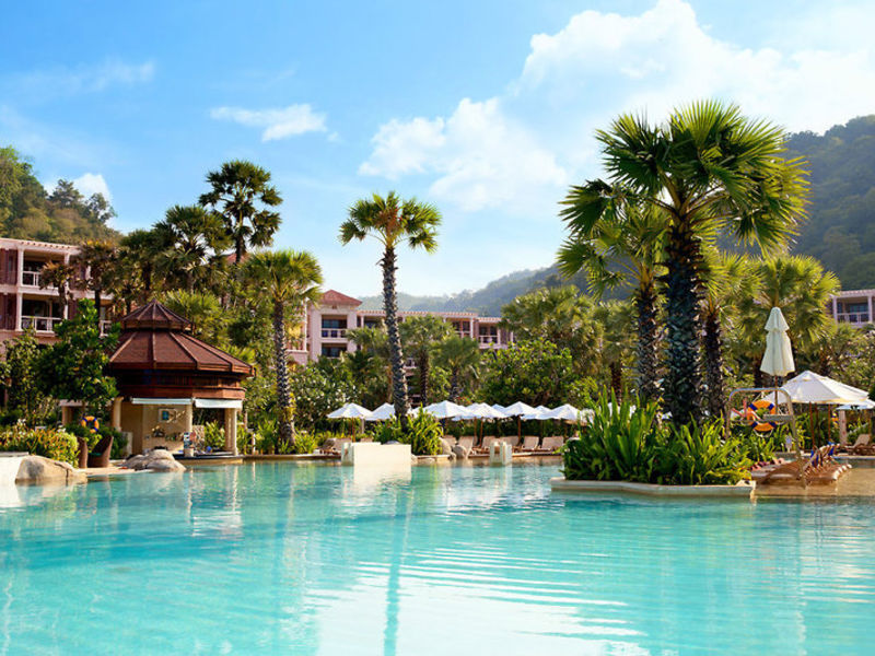 Centara Grand Beach Resort