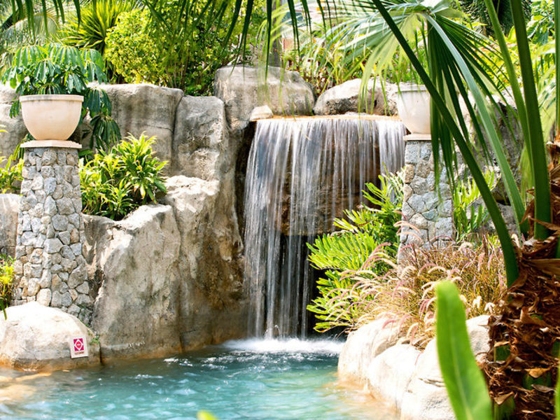Centara Grand Beach Resort