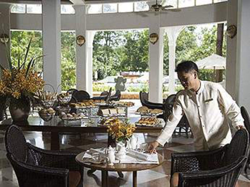 Centara Grand Beach Resort & V