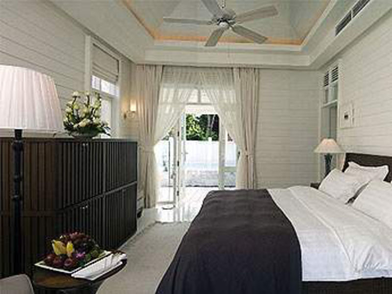 Centara Grand Beach Resort & V