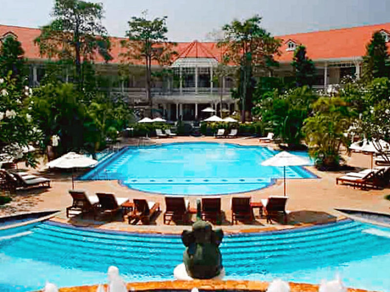 Centara Grand Beach Resort & V