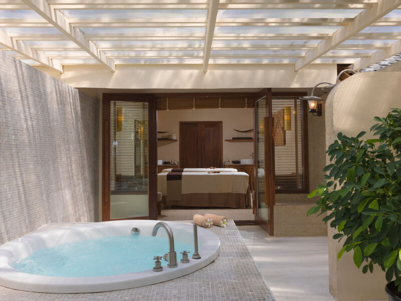 Centara Ras Fushi Resort & Spa Maldives