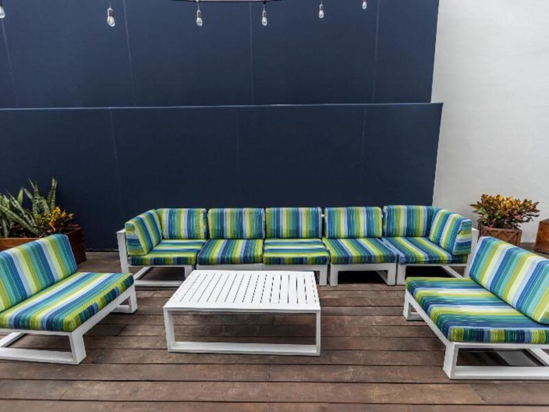 Chesterfield Hotel &Amp; Suites