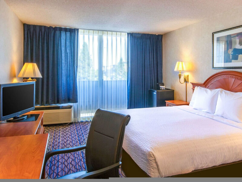 Clarion Hotel Anaheim Resort