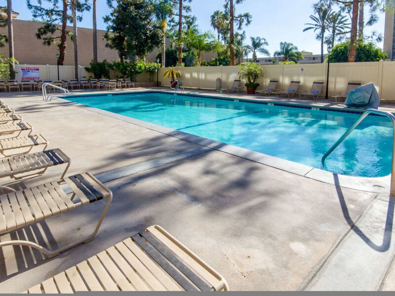 Clarion Hotel Anaheim Resort