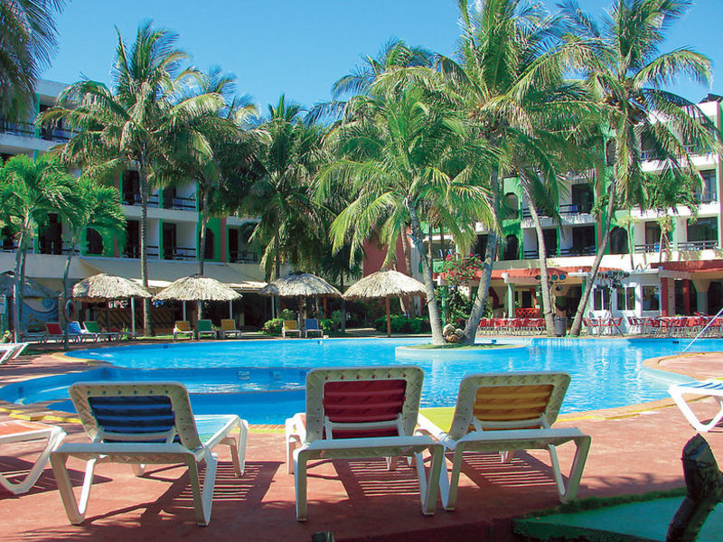 Club Amigo Tropical