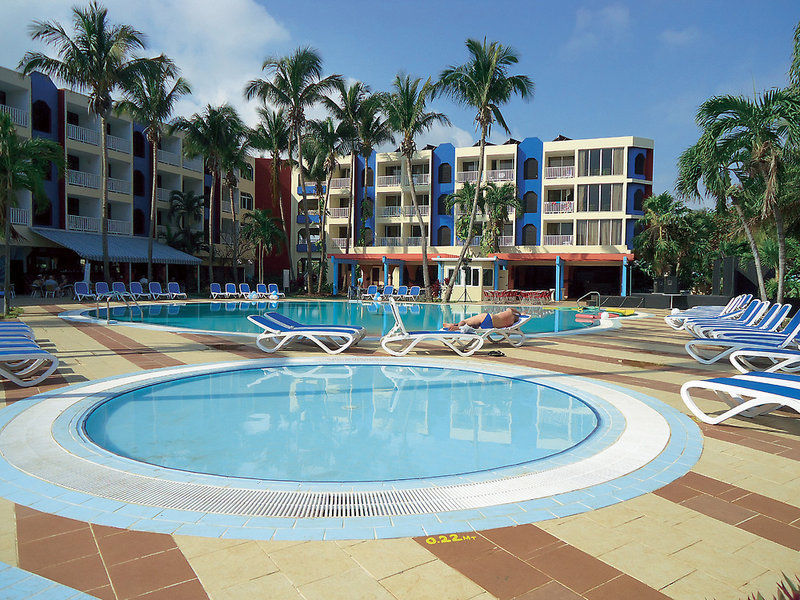Club Amigo Tropical