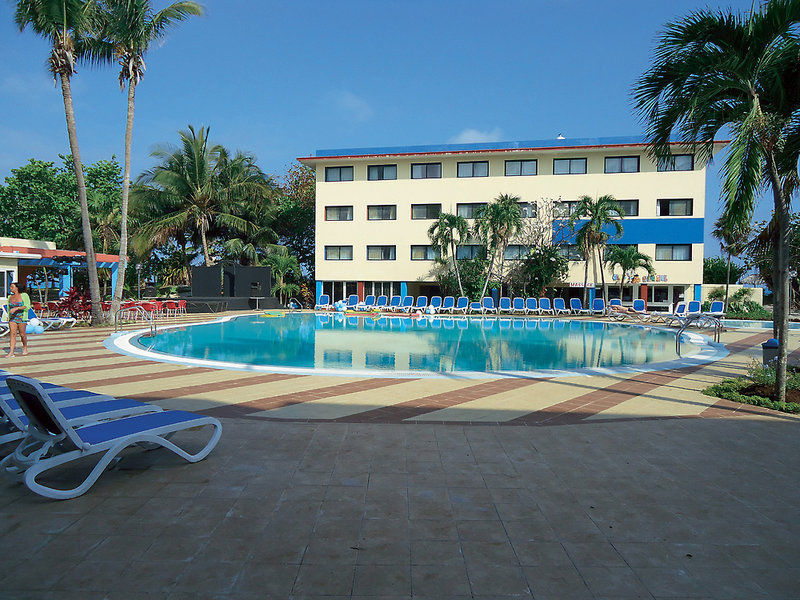 Club Amigo Tropical