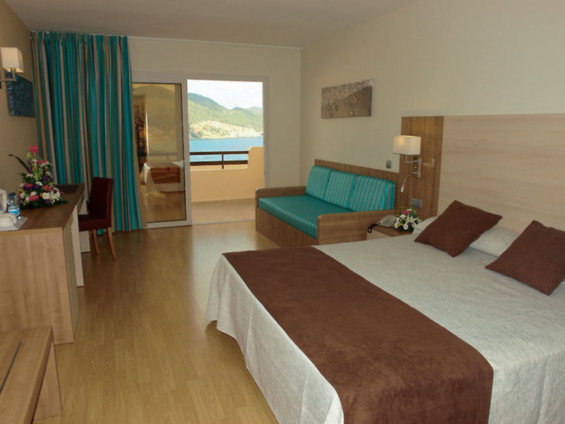Club Cala Blanca, A2