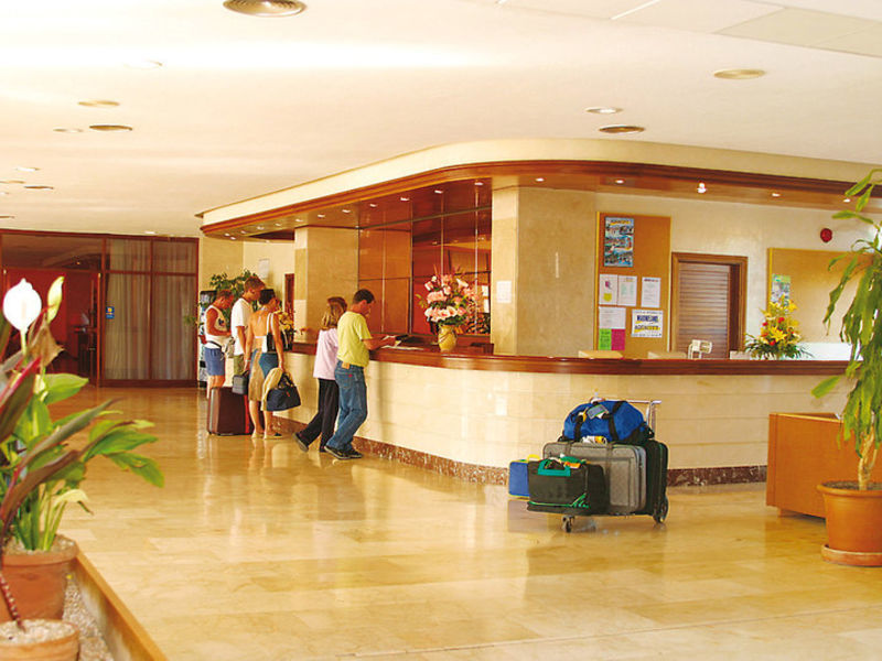 Club Cala Romani