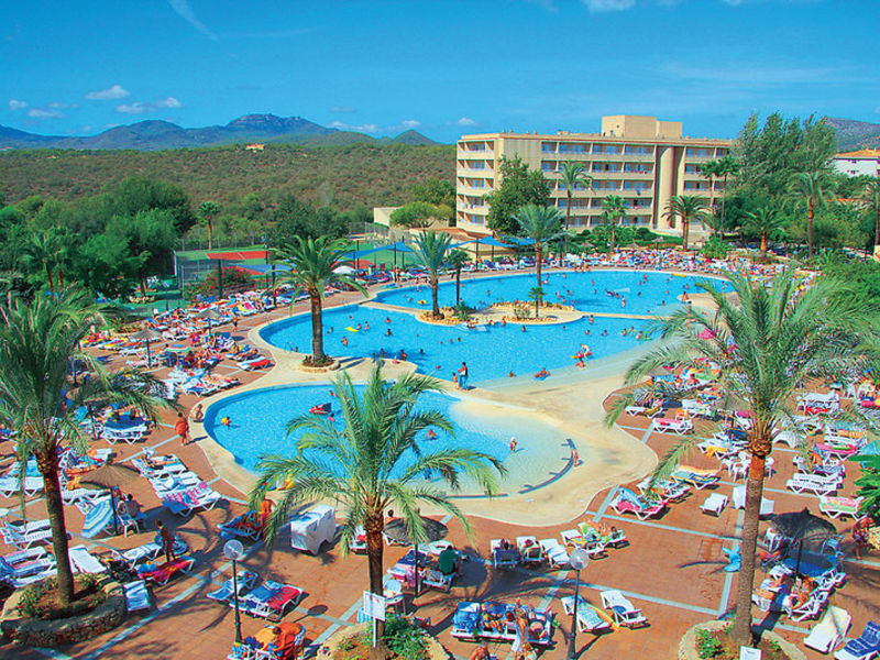 Club Cala Romani