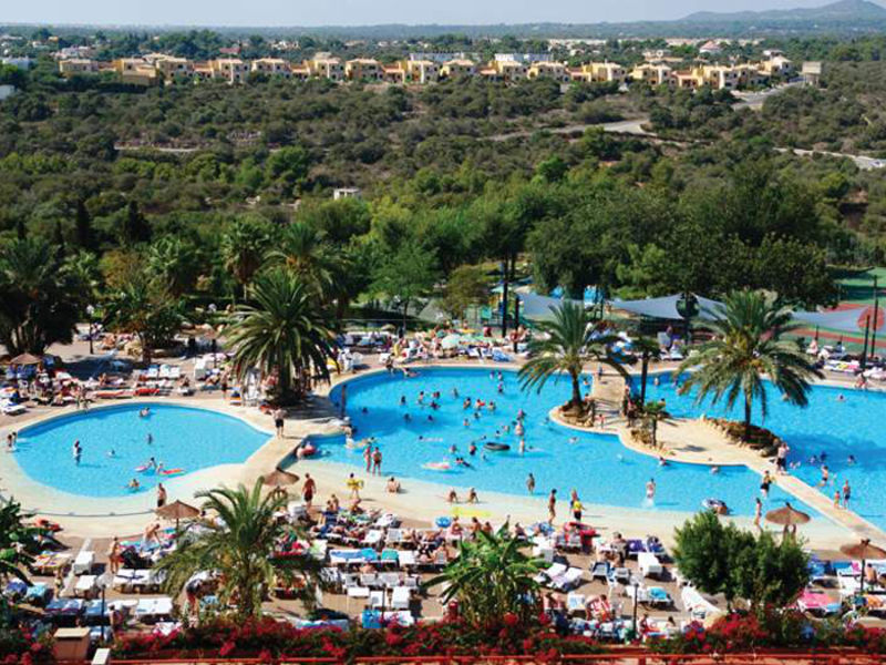 Club Cala Romani Hotel