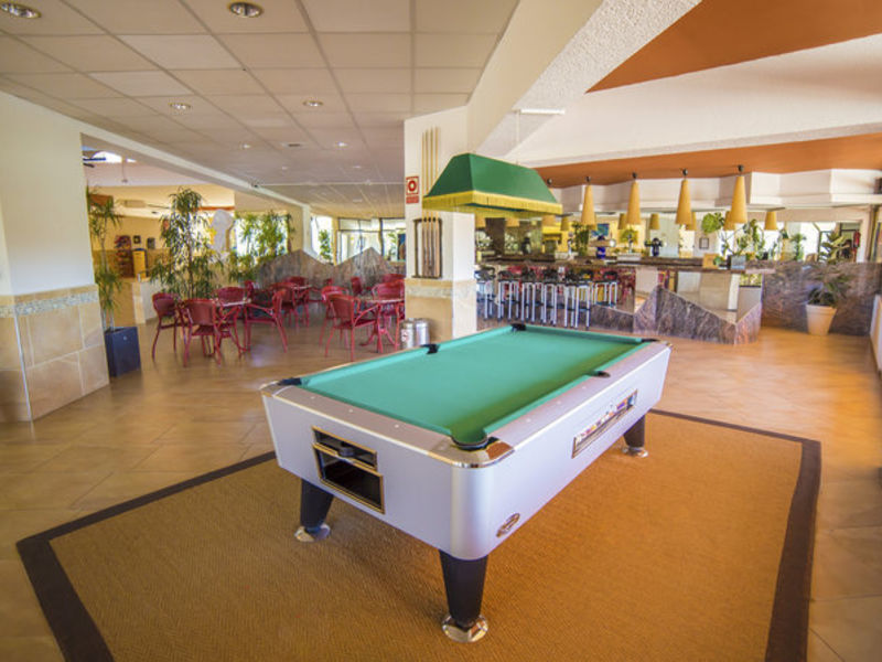 Club Cartago Hotel