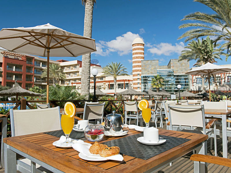 Club Elba Carlota