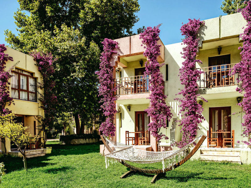 Club Golden Beach & Spa