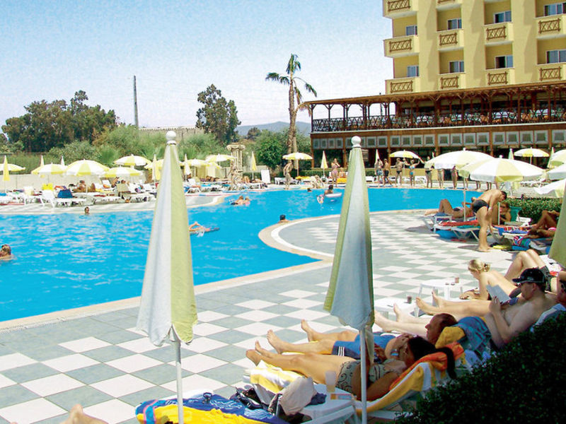 Club Hotel Titan Garden