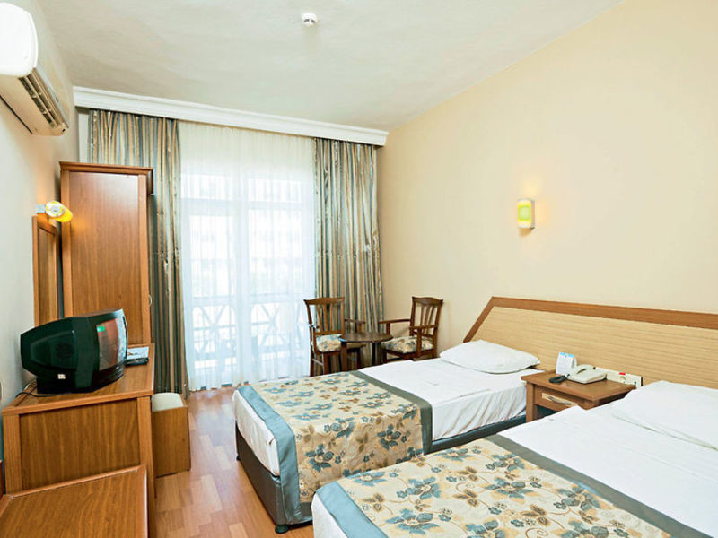 Club Hotel Titan Garden