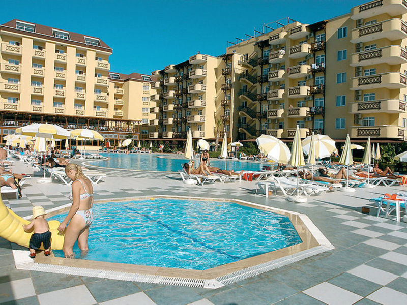 Club Hotel Titan Garden