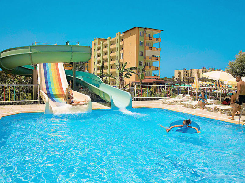 Club Hotel Titan Garden