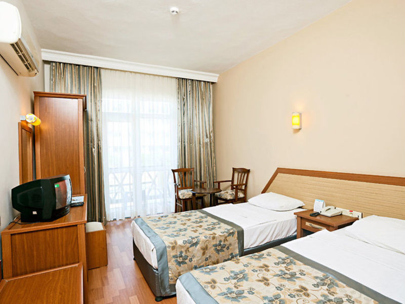 Club Hotel Titan Garden