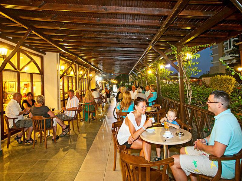 Club Hotel Titan Garden