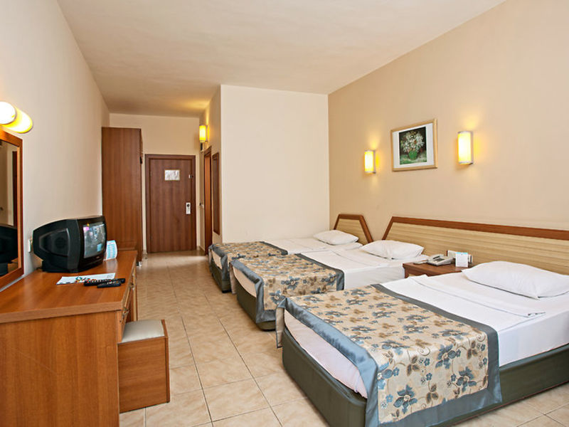 Club Hotel Titan Garden