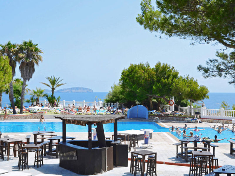 Club Punta Arabi, BU