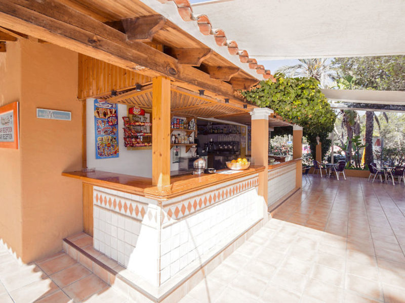 Club Punta Arabi, BU