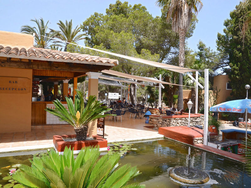 Club Punta Arabi, BU