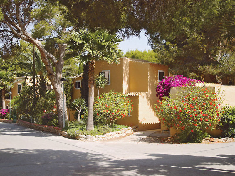 Club Punta Arabi, BU