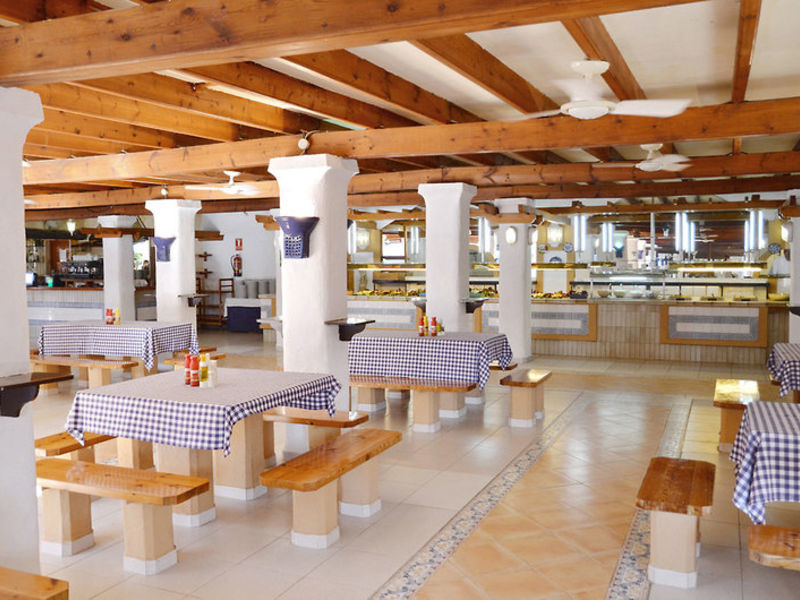 Club Punta Arabi, BU